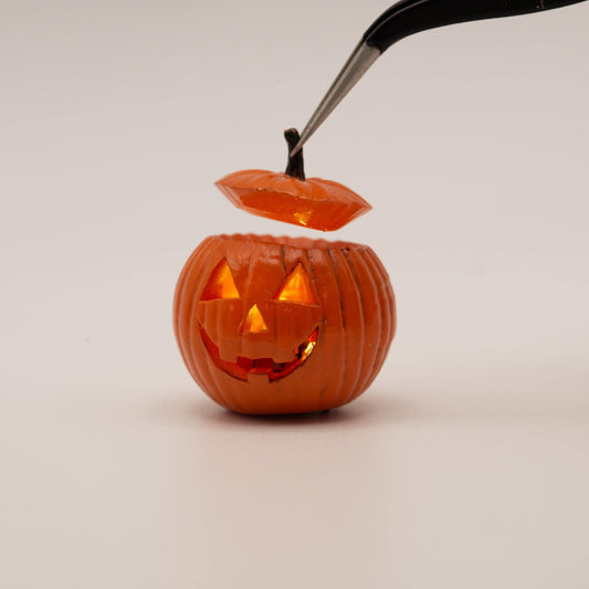 Miniature Jack-o'-Lantern Lamp | 1:12 Scale | Halloween Dollhouse Decor