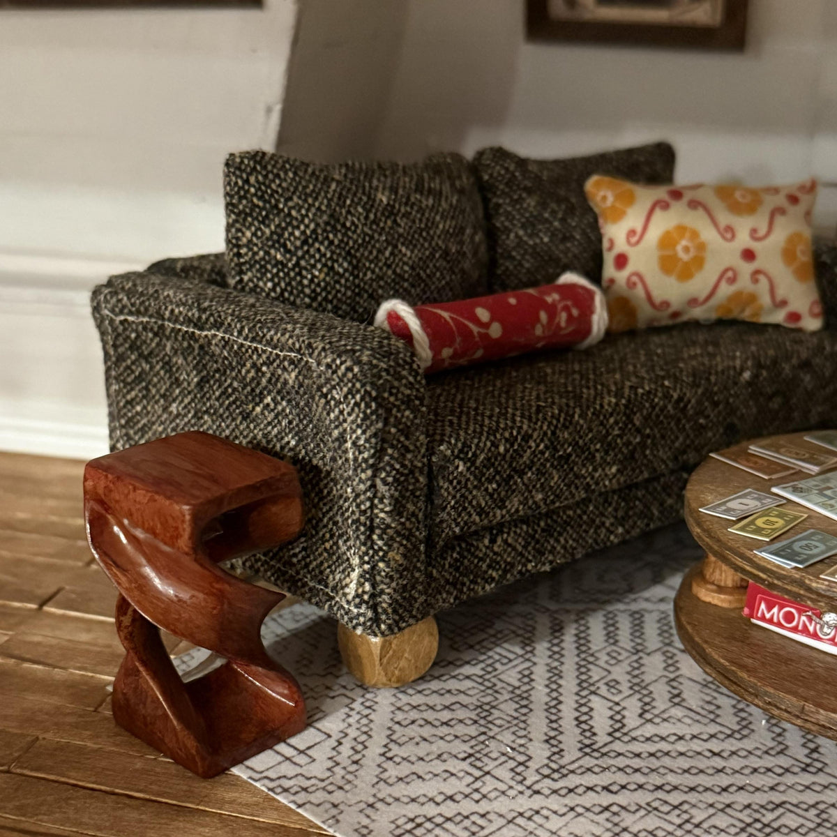 1:12 Scale Sculptural End Table | Modern Dollhouse Accent Furniture | Miniature Side Table