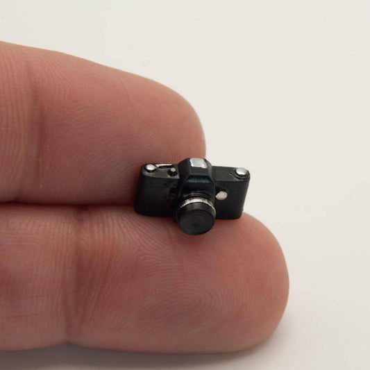 1:12 Scale Miniature 35mm SLR Camera | Vintage Dollhouse Bookshelf Decor