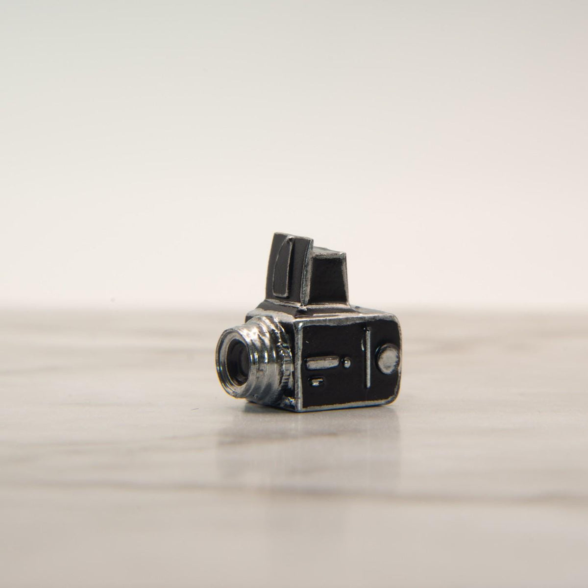 1:12 Scale Miniature Medium Format Camera | Hasselblad Dollhouse Decor | Camera Collector Gift