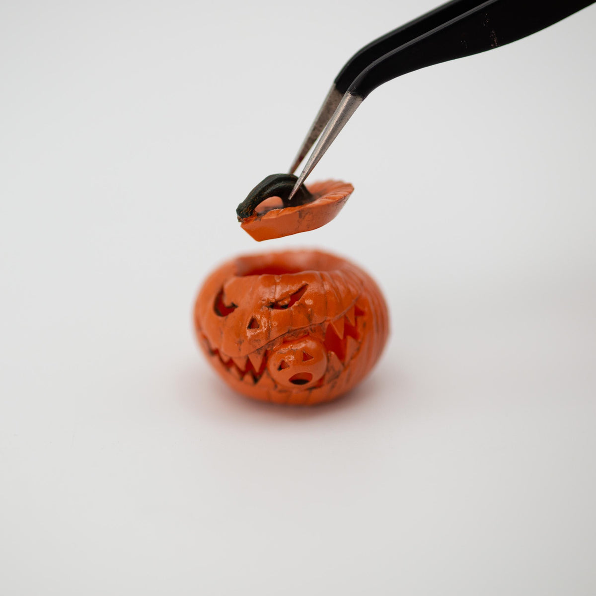 Miniature Layered Jack-o'-Lantern Lamp | 1:12 Scale | Halloween Dollhouse Decor