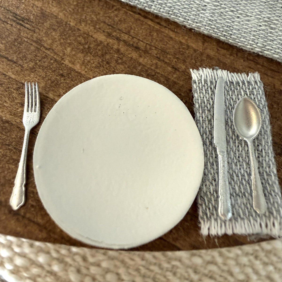 1:12 Scale Dollhouse Silverware Set | Modern Miniature Flatware
